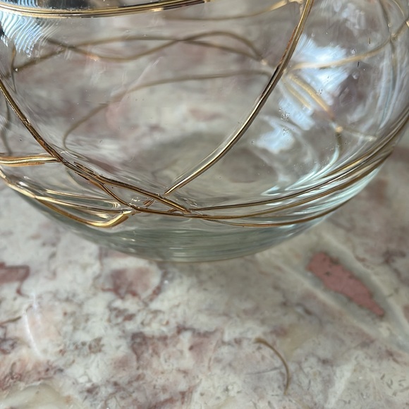 EUC~Elegant Gold-Accented Glass Bowl Candle Holder - Picture 4 of 5